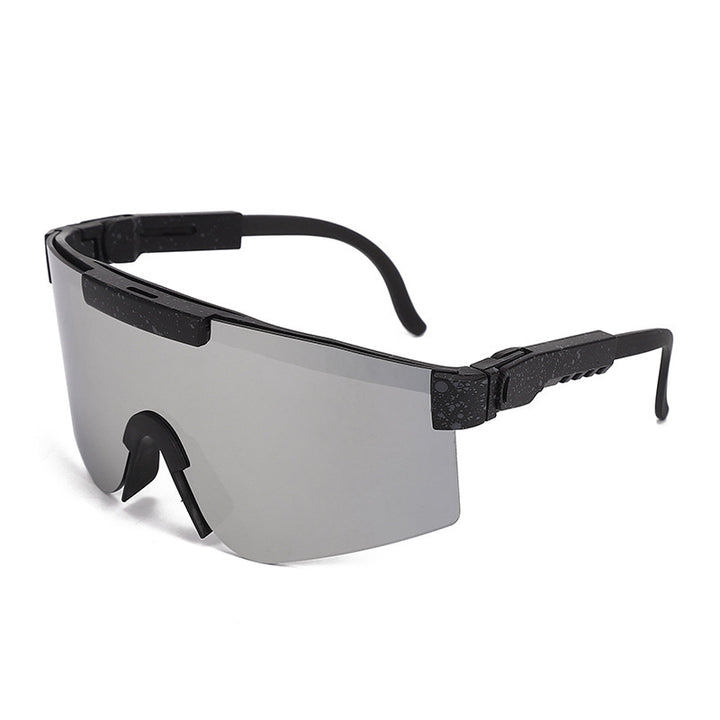 Dame Sporty Statement Solbrille i moderne design Skanto