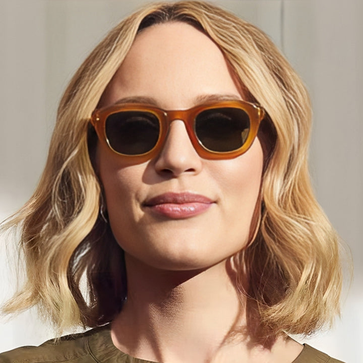 Dame solbrille med moteriktig cat-eye design og UV-beskyttelse Skanto