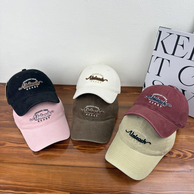 Kvinnens broderte hjerte grafisk baseballcap Skanto