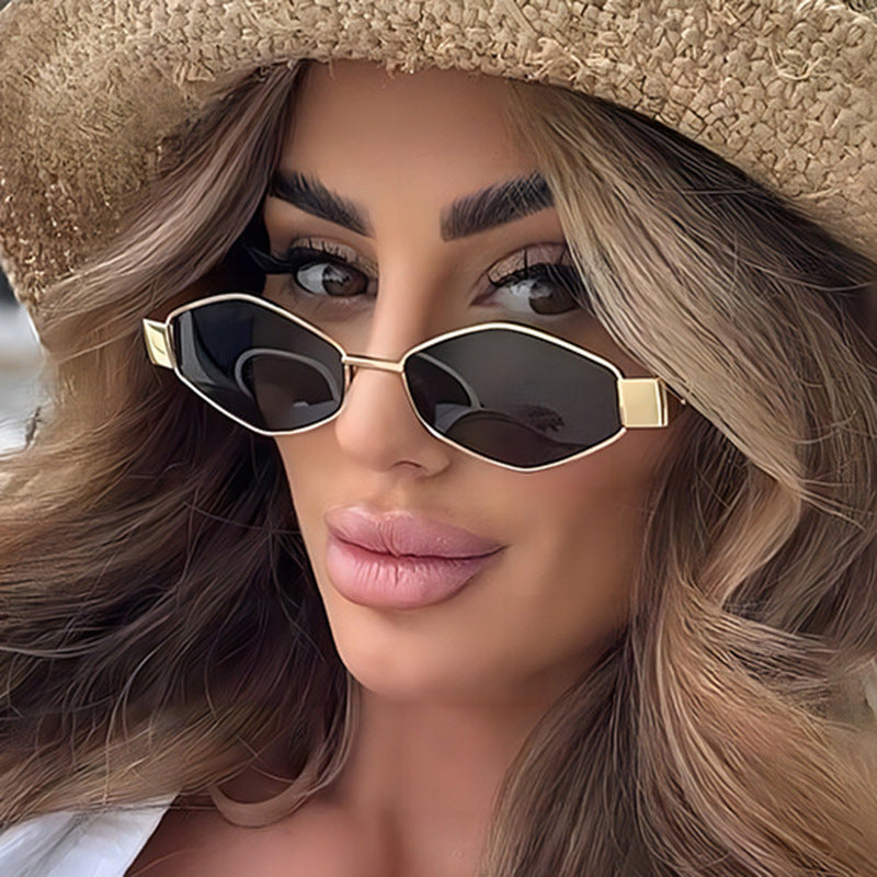 Women's geometric sunglasses with slim metal frame and polarized lenses Skanto