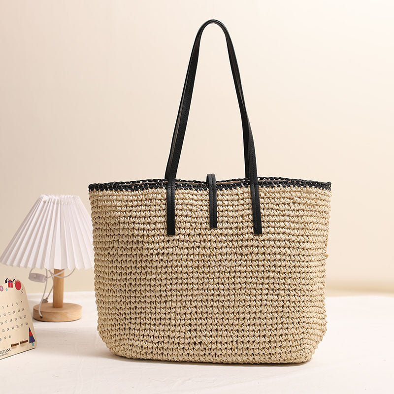 Stylish and Spacious Rattan Bag Skanto