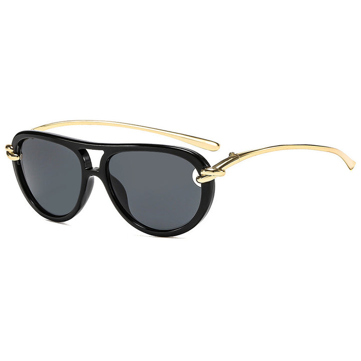 Women's Retro Sunglasses with Elegant Frame and Polarized Lenses Skanto
