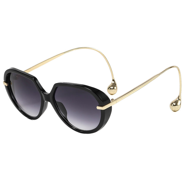 Women's Cat-Eye Sunglasses with Golden Details and Stylish Frame Skanto