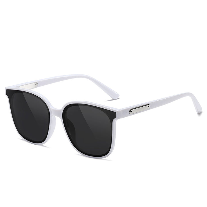 Dame oversized solbriller med moderne kvadratisk ramme Skanto