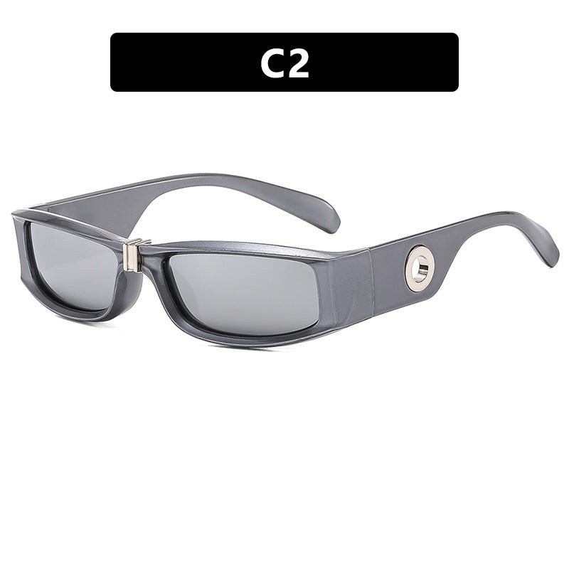 Women's fashionable sunglasses with protective UV filter and robust frame Skanto