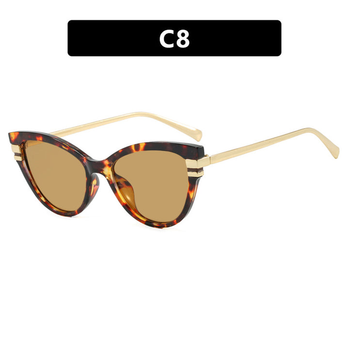 Women's Cat-Eye Sunglasses with Elegant Plastic Frame and Gold Accents Skanto