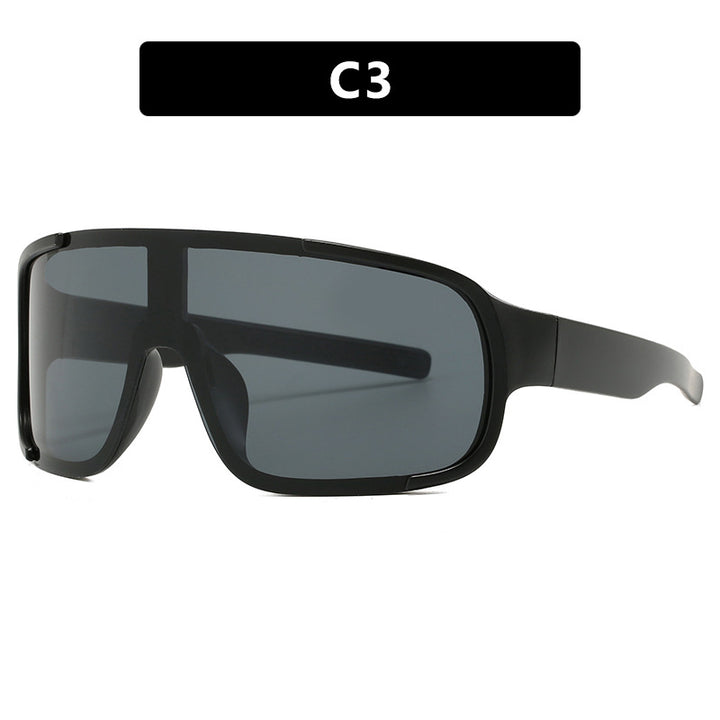 Women's sporty UV-protective sunglasses with a wide, aerodynamic shape Skanto