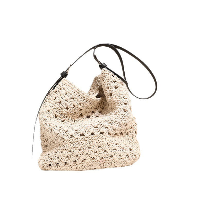 Crocheted shoulder bag with stable strap Skanto