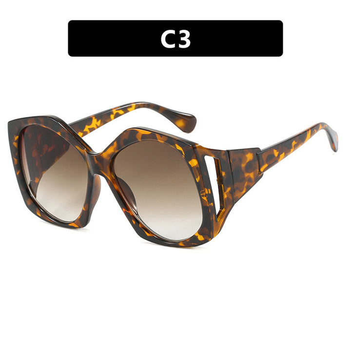 Women's oversized sunglasses with futuristic design Skanto