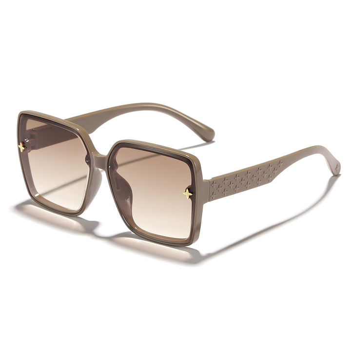 Dame oversized solbrille med elegant ramme og UV-beskyttelse Skanto