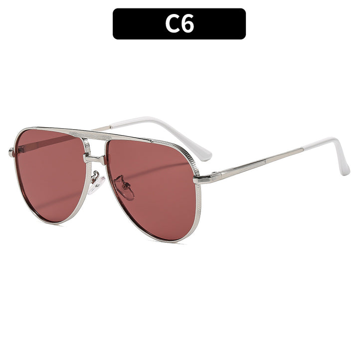Dame solbrille i elegant pilotdesign Skanto