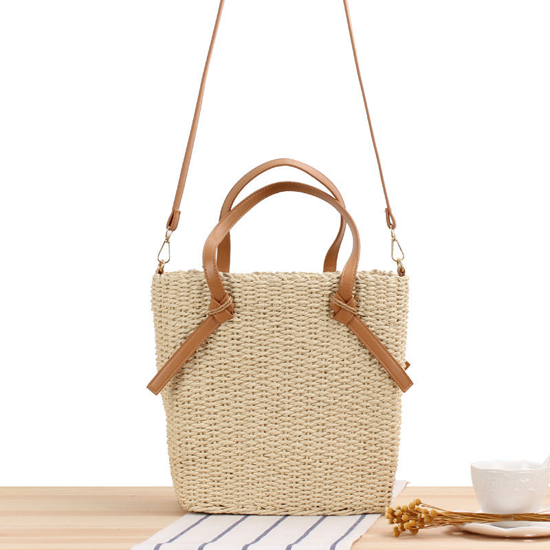 Woven natural material handbag with detachable leather handles Skanto