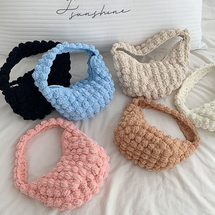 Handmade bag with textured design Skanto