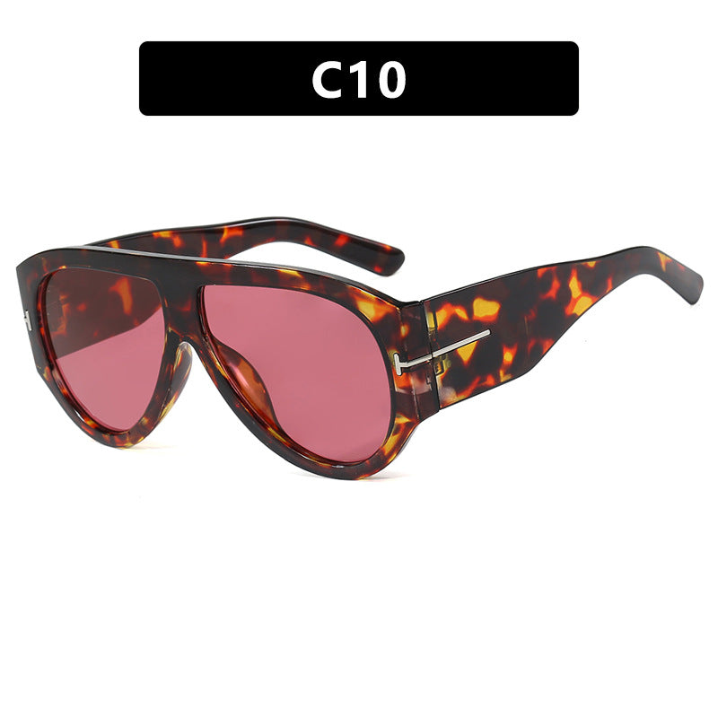 Women's fashionable retro-style oversized sunglasses Skanto