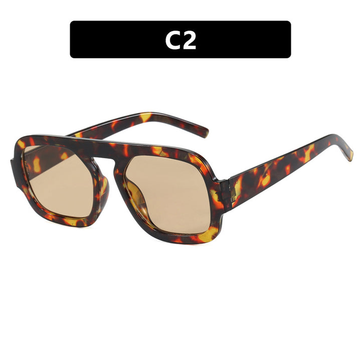 Women's Fashionable Sunglasses in Modern Retro Style Skanto