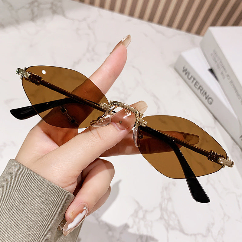 Dame Cat-Eye solbriller i moderne elegans stil Skanto