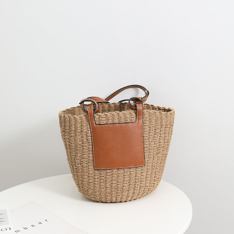 Basket bag with elegant leather detail Skanto