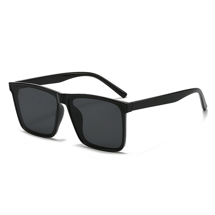 Dame moderne solbriller med bred ramme Skanto
