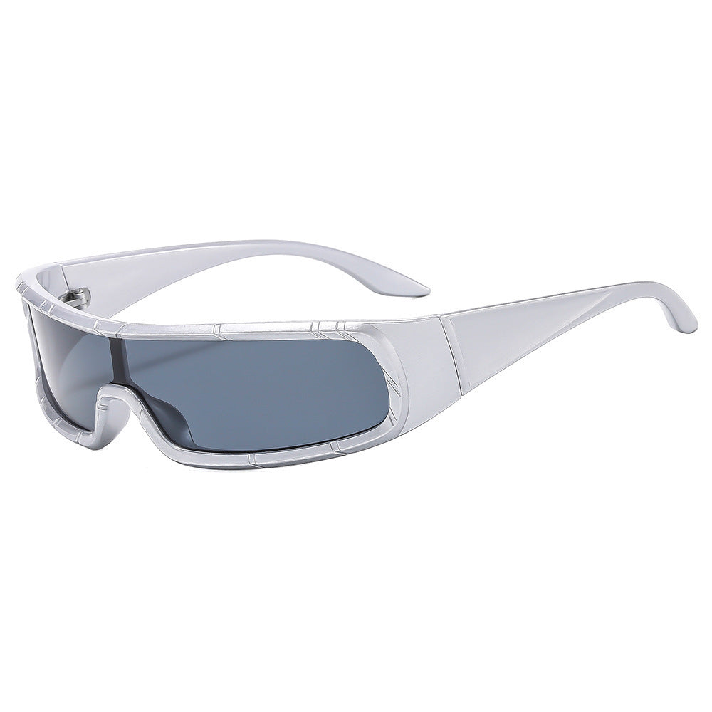Dame sports solbriller med ergonomisk design og innovative linser Skanto