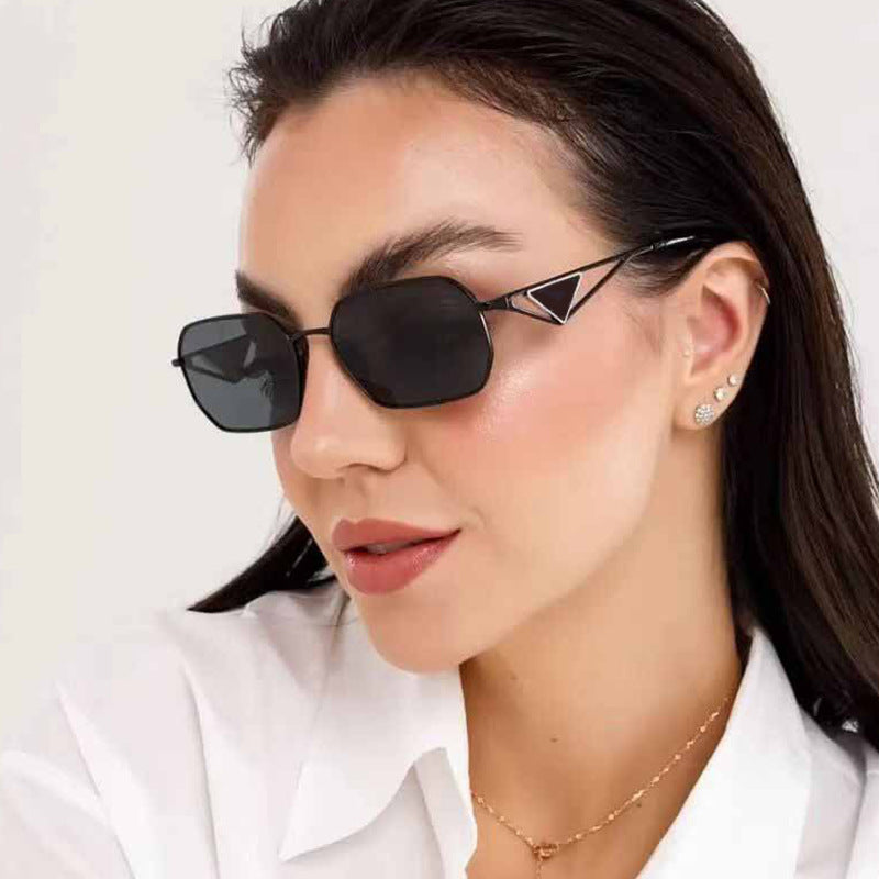 Women's Geometric Luxury Sunglasses with Narrow High-Gloss Frame Skanto