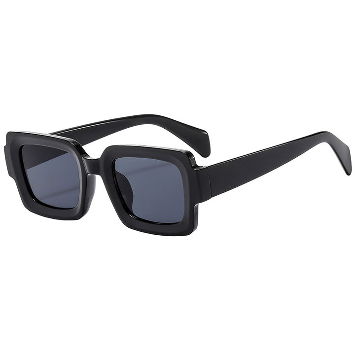 Dame Stilig rektangulær solbrille med elegant rammedesign Skanto