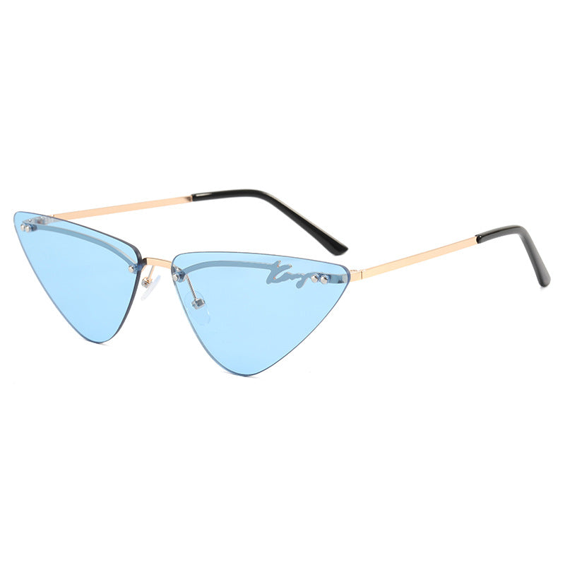 Dame Trendy Cat-Eye Solbriller med feminin ramme Skanto
