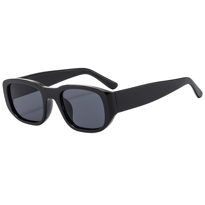 Damer Motetrender Solbrille med elegant samtidsdesign Skanto