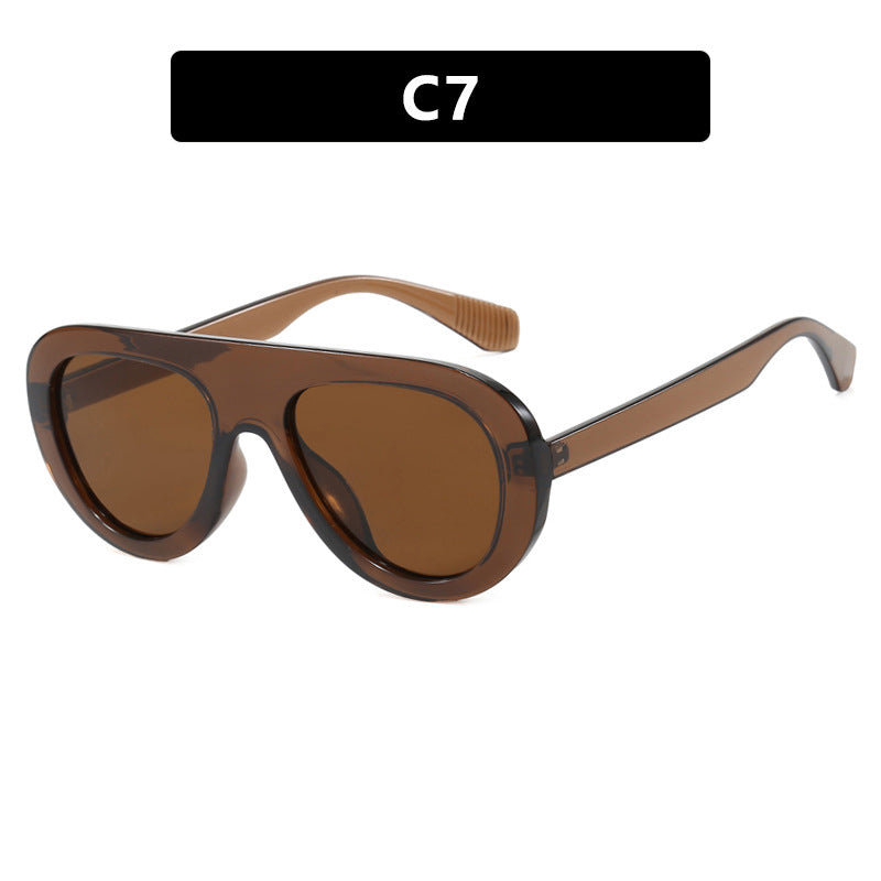 Women's fashionable oversized sunglasses with protective UV filter and comfortable frame Skanto