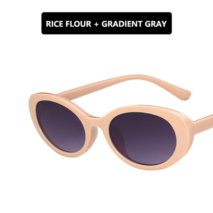 Dame Cat-Eye solbriller med gjennomsiktig ramme og gradient linser Skanto