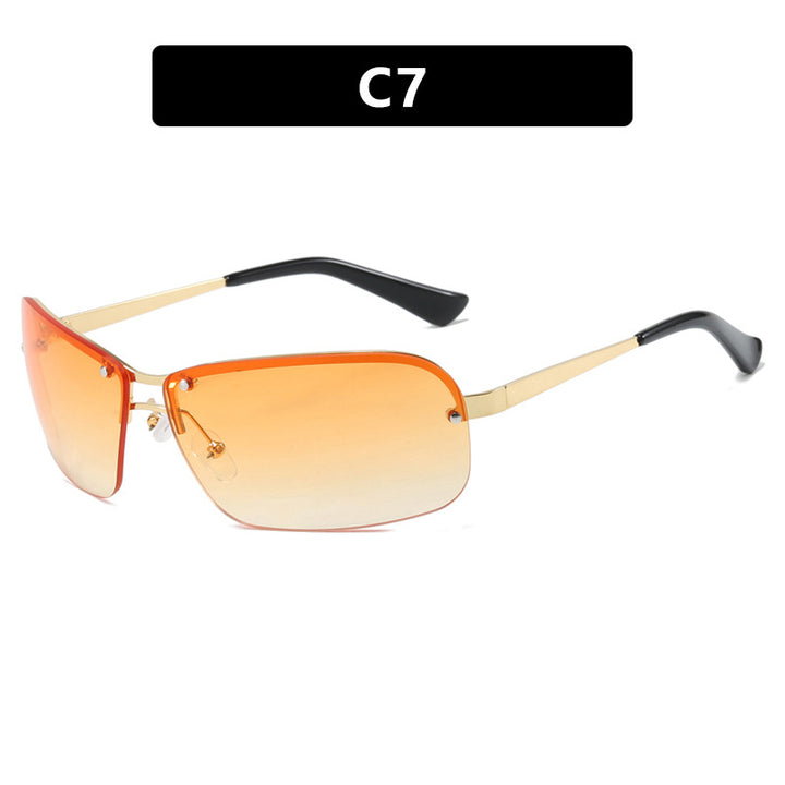 Women's sunglasses with large, elegant lenses and a modern metal frame Skanto