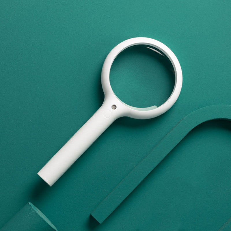 Skanto | Multifunctional High-Resolution Portable LED Magnifier