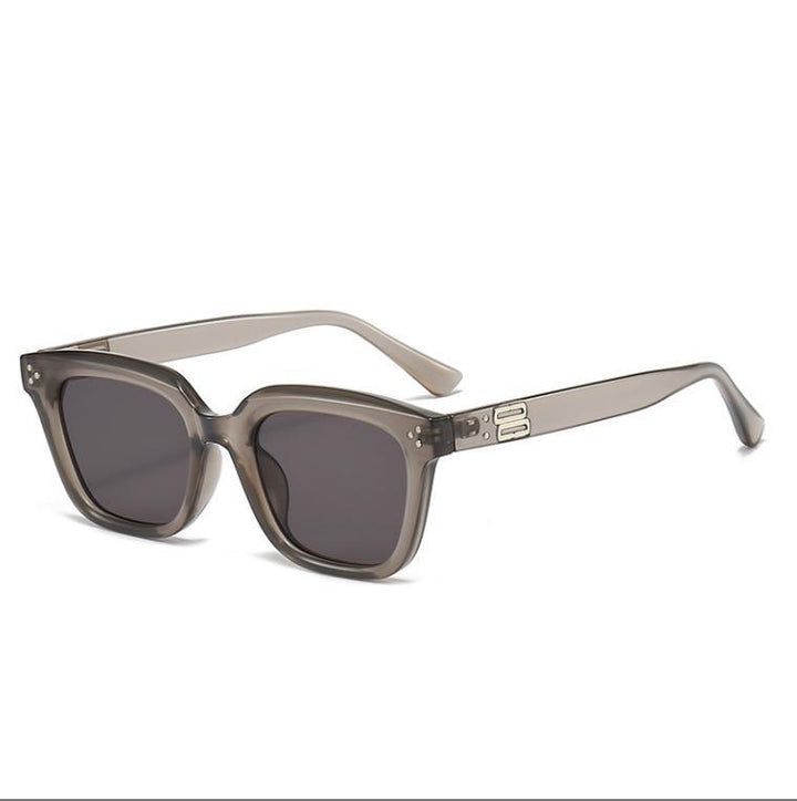 Dame moteriktig oversized solbrille med robust plastikkramme Skanto