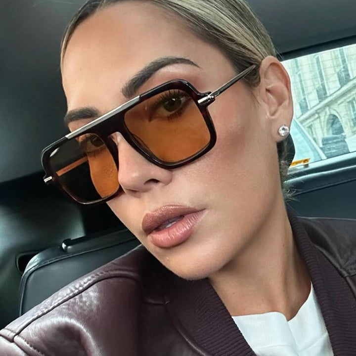 Dame kvadratisk solbrille med luksuriøs metallramme og robuste glass Skanto