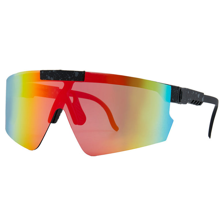 Dame Sport-solbrille i moderne design med store glass Skanto