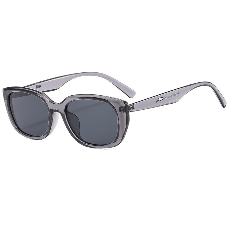 Dame moteriktig oversized solbrille med stilfullt plastinnfatning Skanto