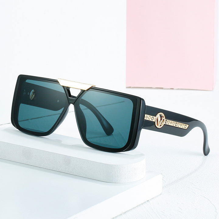 Dame elegant firkantet solbrille Skanto