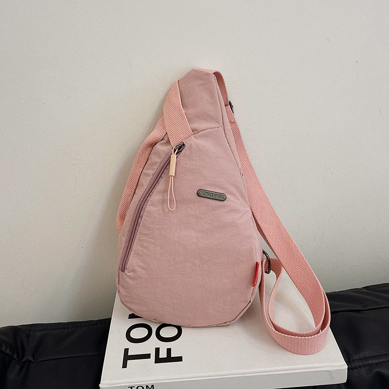 Praktisk Crossbody-veske med ergonomisk design og allsidige rom Skanto