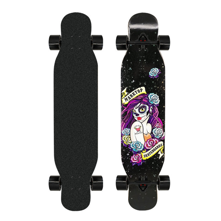 Kunstnerisk løveprydet longboard Skanto