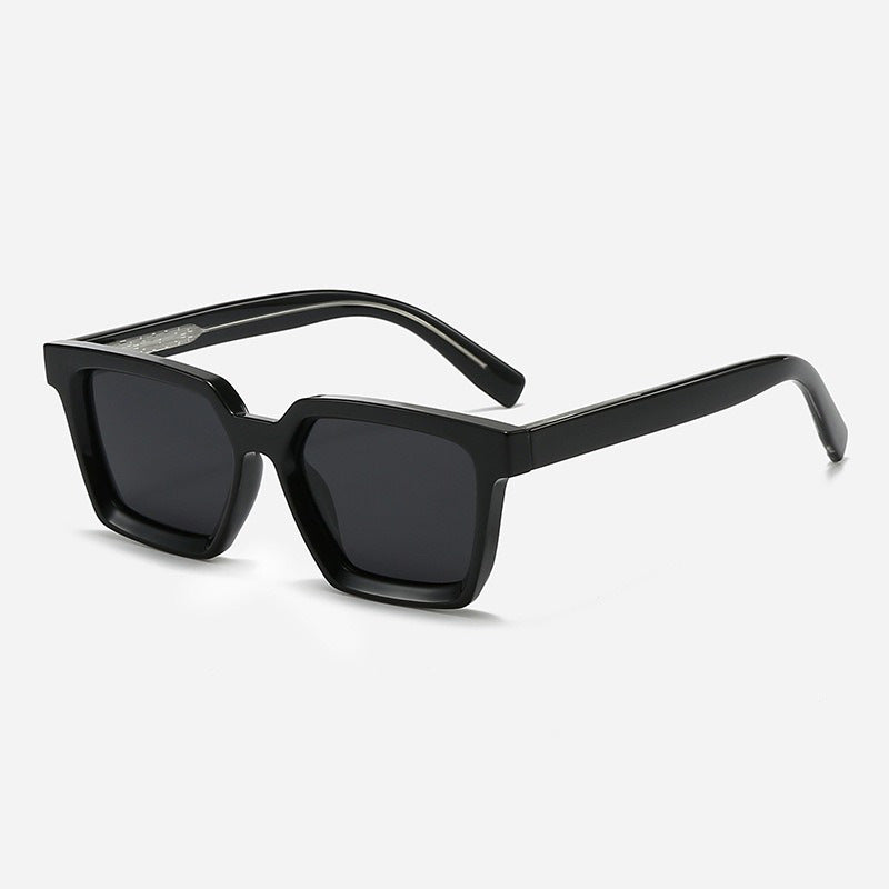 Dame kvadratisk solbrille med gjennomsiktig ramme og polarisert glass Skanto