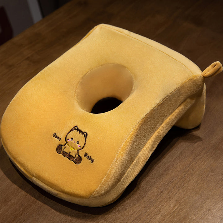 Plüsch nakkestøttepute med ergonomisk utsparing Skanto
