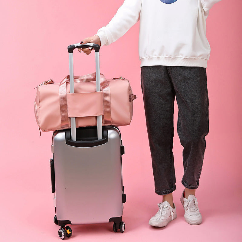 Sporty reisebag med praktiske utvendige lommer Skanto