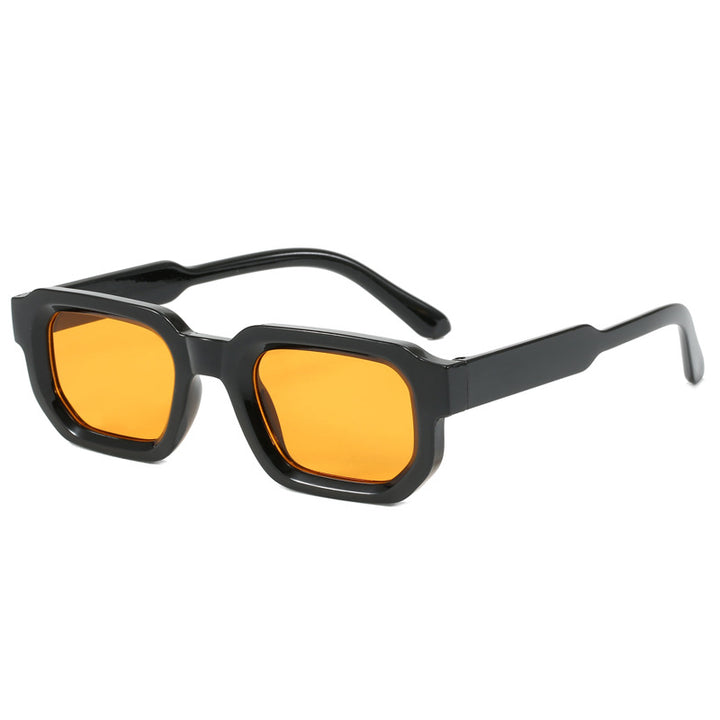 Dame moteriktig firkantet solbrille med klar ramme Skanto