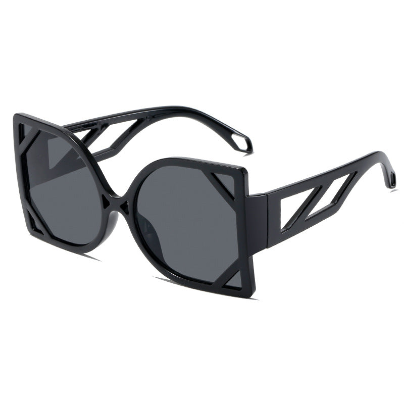 Dame geometrisk solbrille med eksklusiv design og UV-beskyttelse Skanto