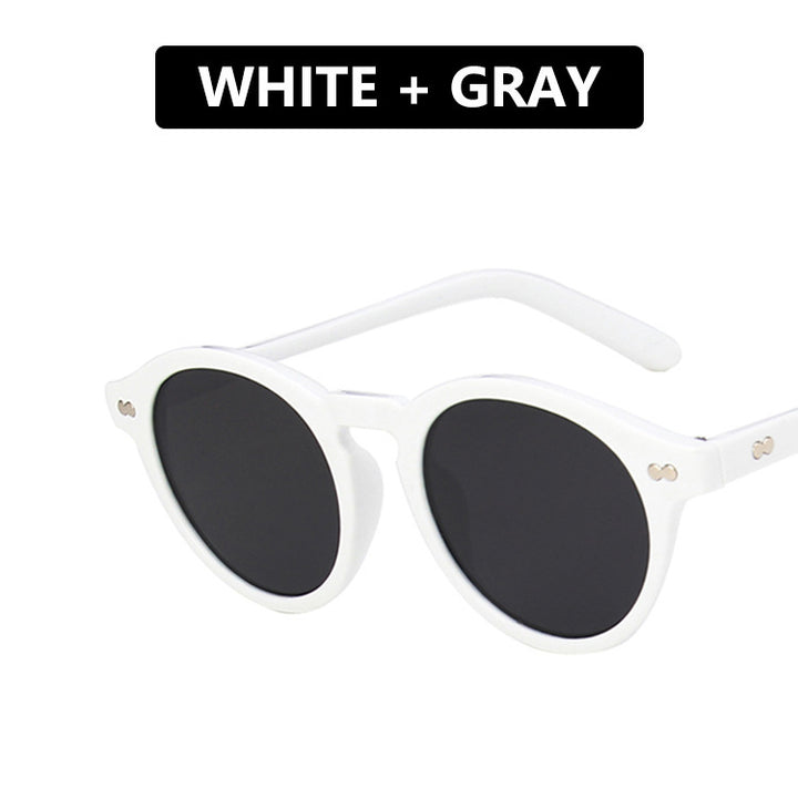 Women's extravagant round sunglasses with lightweight frame structure and polarized lenses Skanto