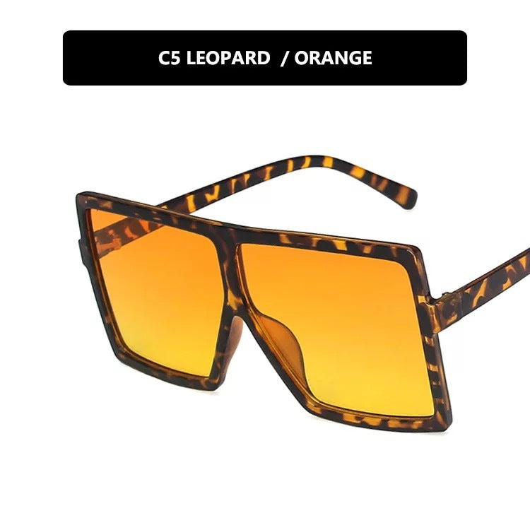 Women's modern oversized sunglasses with transparent frame and stylish lenses Skanto