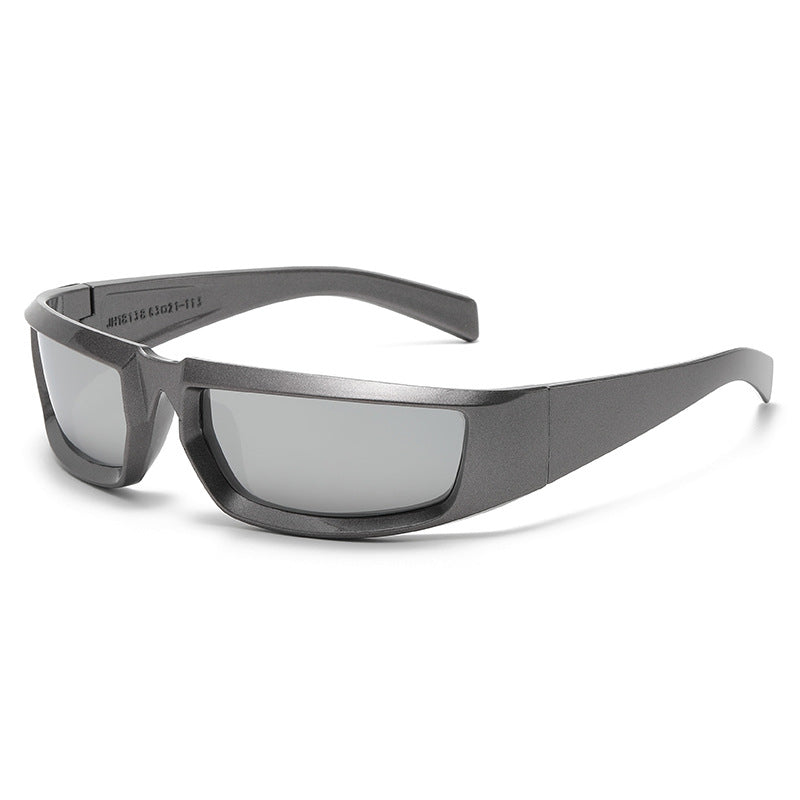Damer sporty solbrille med robust og ergonomisk design Skanto