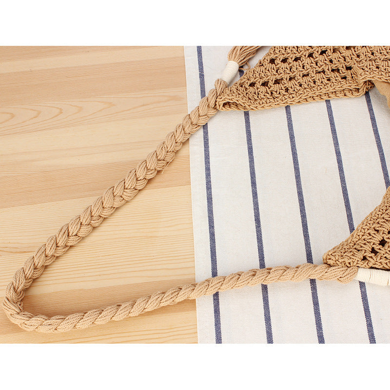 Handbag made of woven natural material with inner pocket Skanto