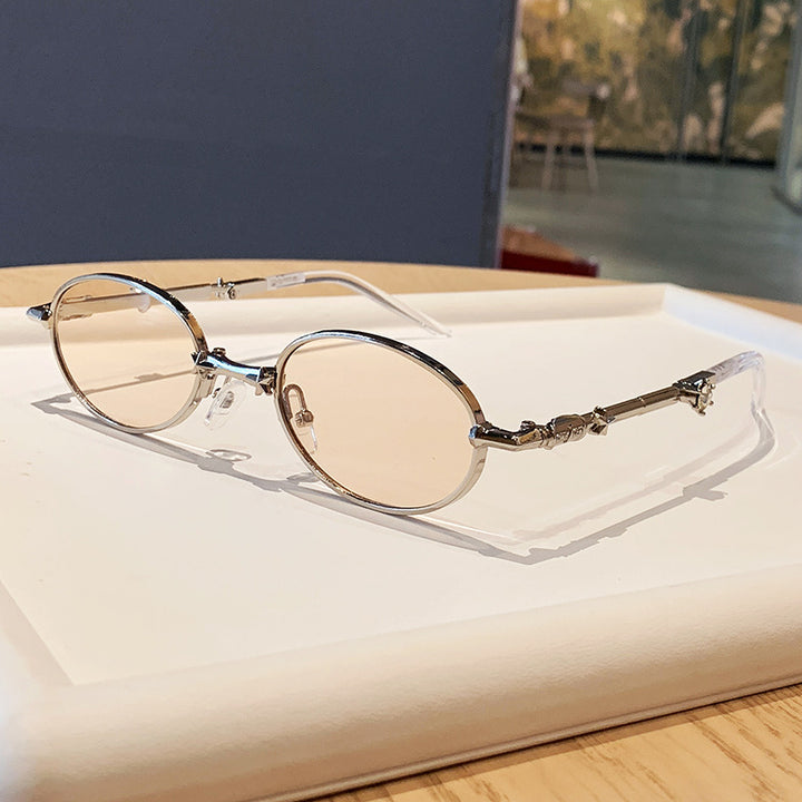 Women's fashion glasses with elegant metal frame and lightly tinted lenses Skanto