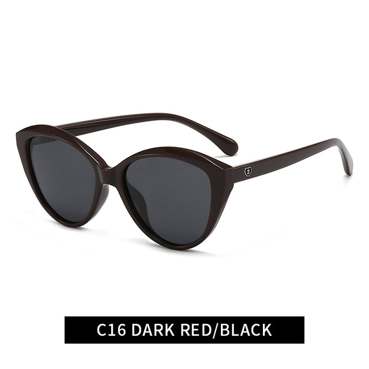 Dame Cat-Eye Solbriller med moteriktig og solid ramme Skanto