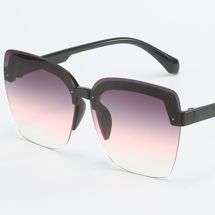 Dame moteriktig Shield-solbrille med moderne, kvadratisk design Skanto
